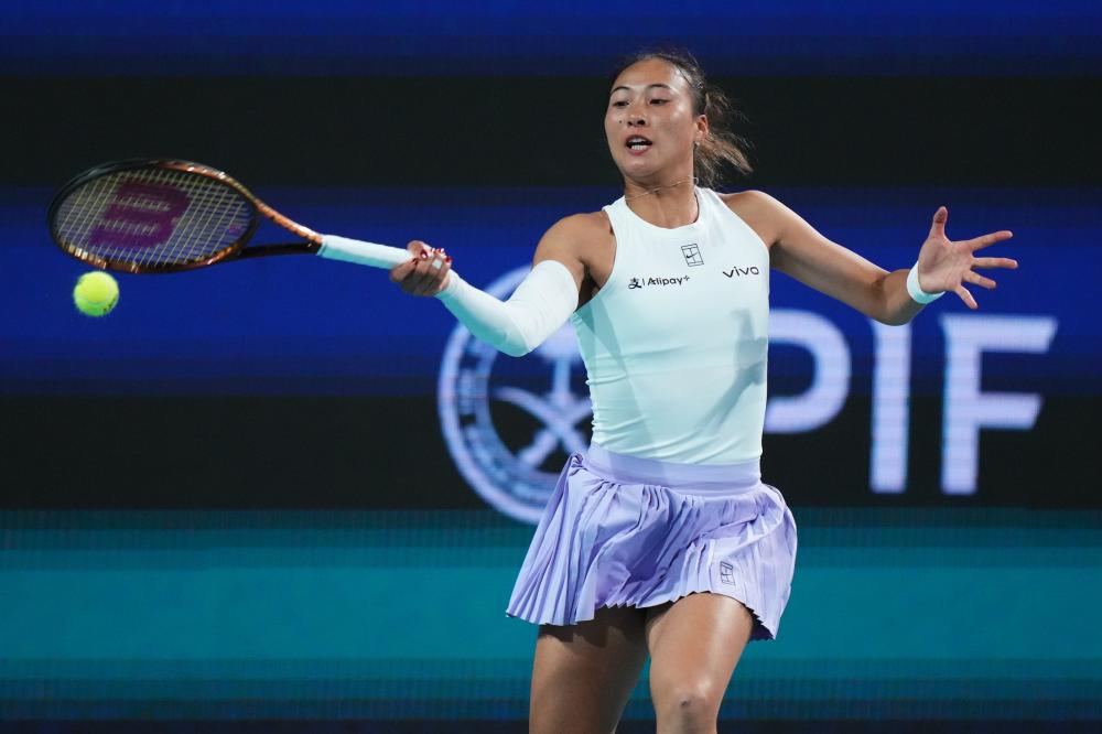 亚冬会执委会医疗卫生与反兴奋剂部开展哈体院冰球馆测试赛反...